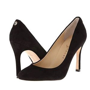 Ivanka Trump Janie black suede heels